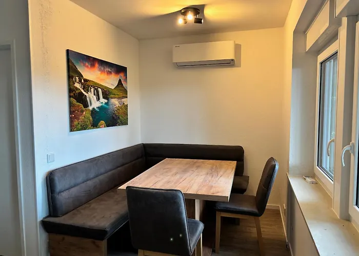 Berghuette Astenpanorama Feriehus *